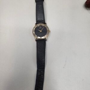 Gucci Black and Gold women's Watch